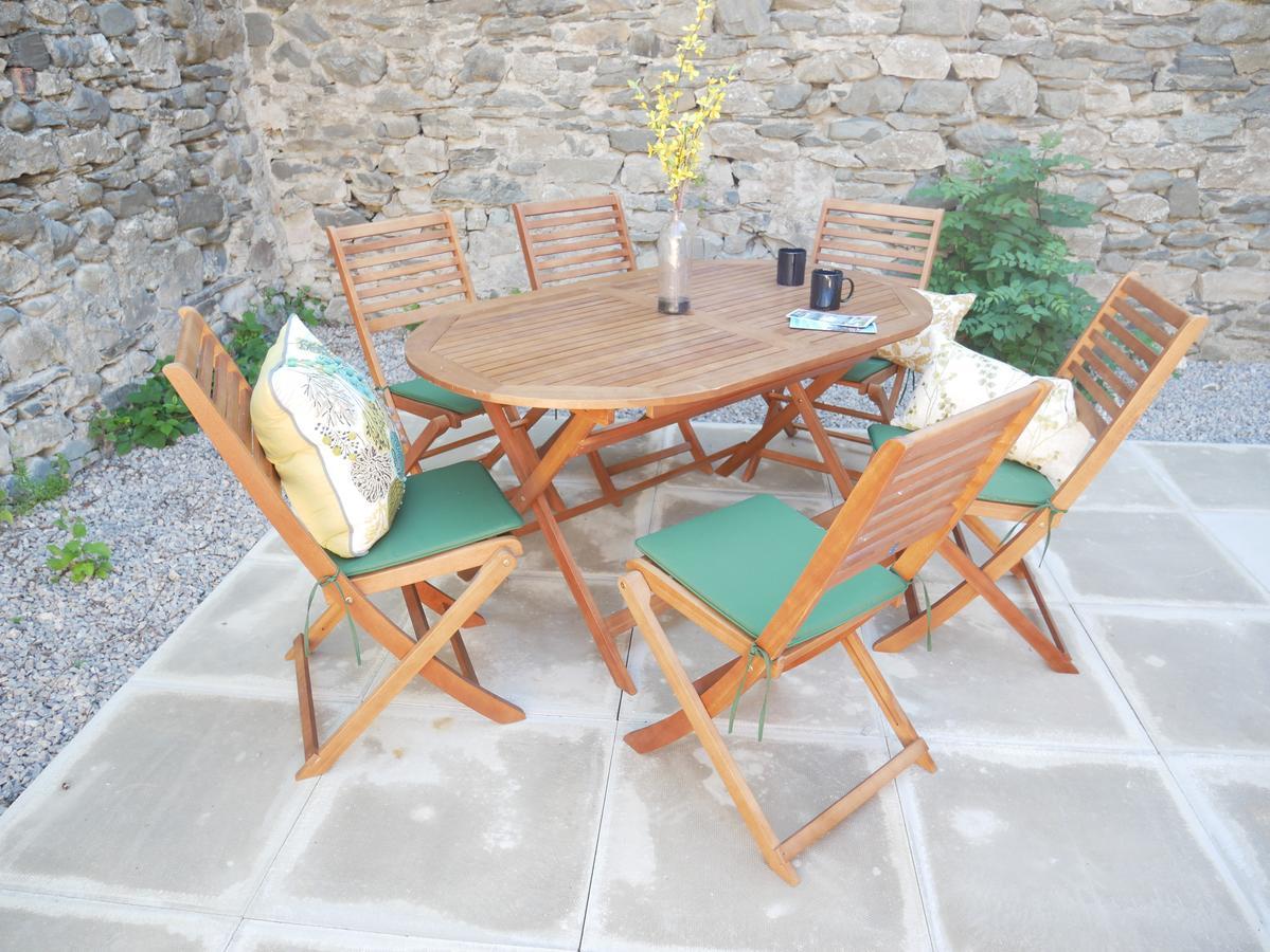 The Barn In The Courtyard Aparthotel Ълвърстън Екстериор снимка